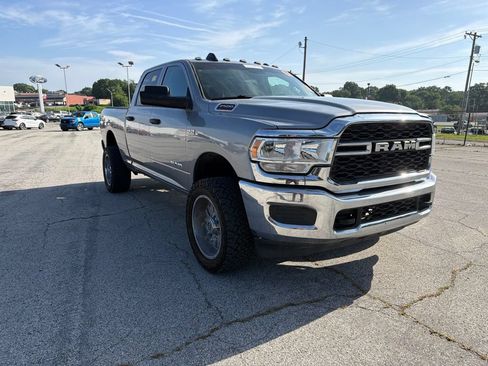 Used 2020 RAM 2500 Tradesman AWD/4WD image 3