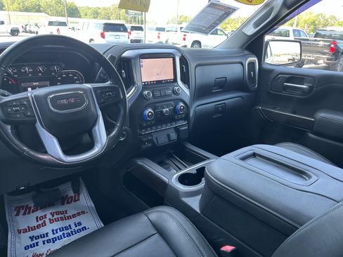 Used 2019 GMC Sierra 1500 SLT w/ SLT Premium Plus Package AWD/4WD image 3