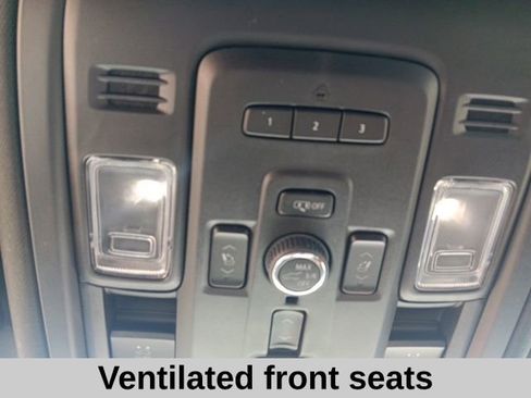 Used 2023 GMC Yukon Denali image 22