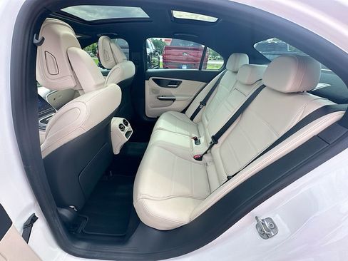 Used 2025 Mercedes-Benz C 300 Sedan image 17
