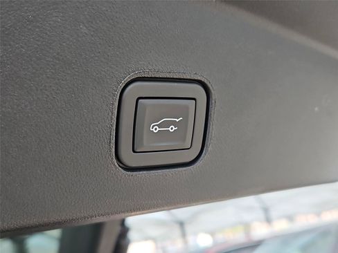 New 2025 Cadillac Lyriq Sport w/ LPO, Floor Liner Package RWD image 31