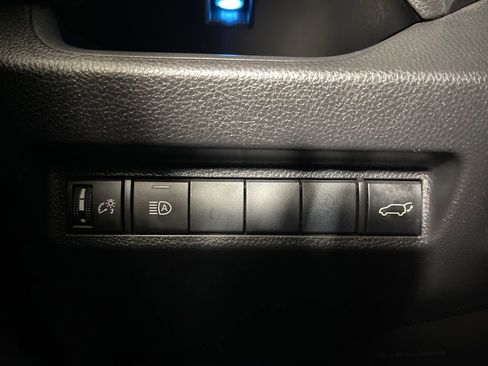 Used 2019 Toyota RAV4 XSE image 28