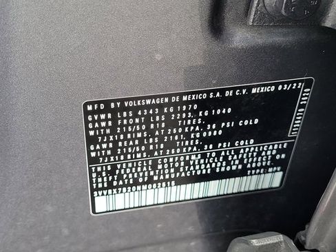 Used 2022 Volkswagen Taos SE FWD image 33