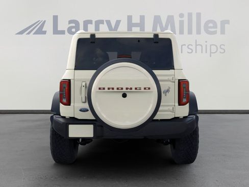 New 2026 Ford Bronco Outer Banks AWD/4WD image 5