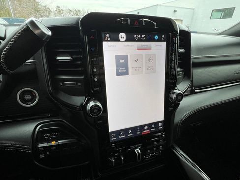 Used 2023 RAM 2500 Limited image 48