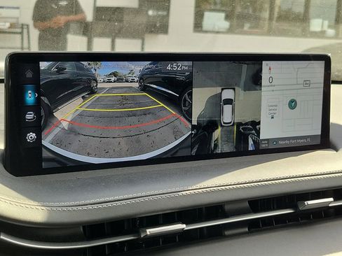 New 2025 Genesis GV70 3.5T Sport w/ Sport Advanced Package image 10