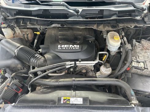 Used 2018 RAM 2500 Big Horn w/ Sport Appearance Group AWD/4WD image 29