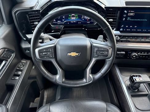 Used 2023 Chevrolet Silverado 1500 LTZ w/ Technology Package AWD/4WD image 14
