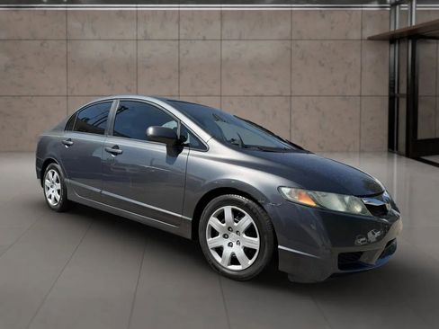 Used 2010 Honda Civic LX image 4