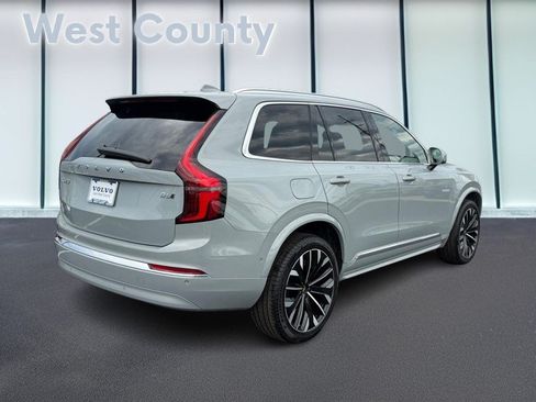 Certified 2026 Volvo XC90 B6 Ultra AWD/4WD image 4