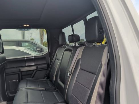 Used 2017 Ford F150 Raptor w/ Equipment Group 802A Luxury AWD/4WD image 9