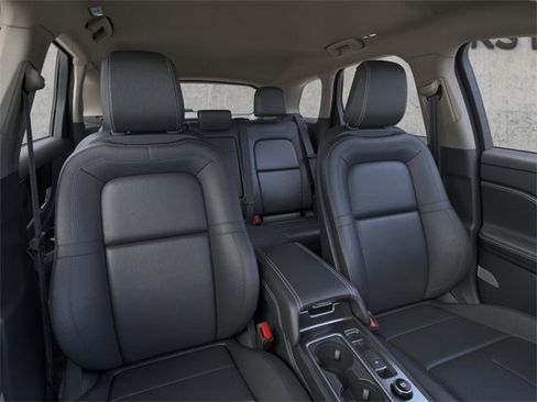 New 2026 Lincoln Corsair Premiere image 10