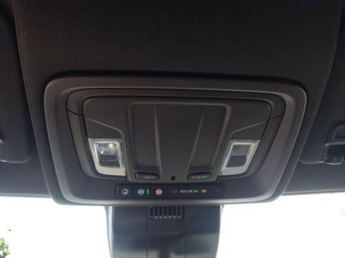 Certified 2024 GMC Sierra 1500 SLE image 12