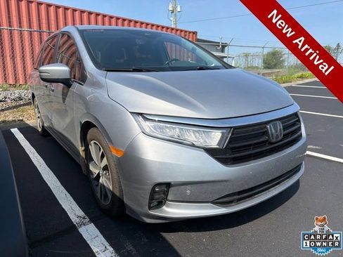 Used 2024 Honda Odyssey Touring image 1
