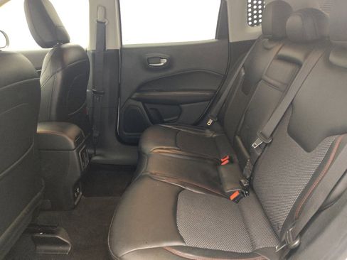 Used 2018 Jeep Compass Trailhawk AWD/4WD image 18