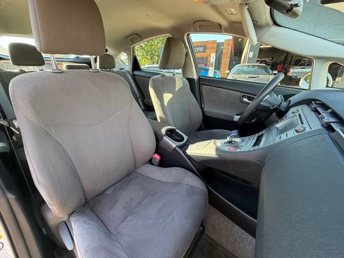 Used 2012 Toyota Prius Three w/ Appearance Pkg FWD image 24
