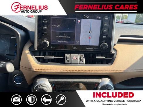 Used 2020 Toyota RAV4 Limited w/ Limited Grade Weather Package AWD/4WD image 10