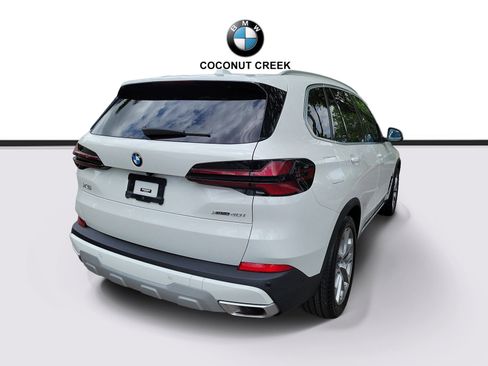Certified 2024 BMW X5 xDrive40i w/ Premium Package AWD/4WD image 4