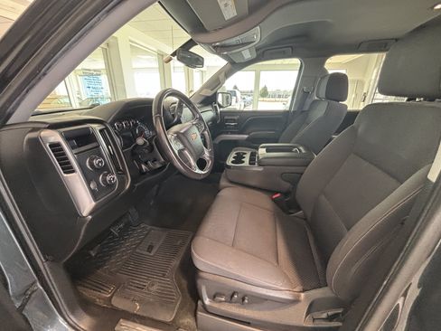 Used 2018 Chevrolet Silverado 1500 LT w/ All Star Edition AWD/4WD image 2
