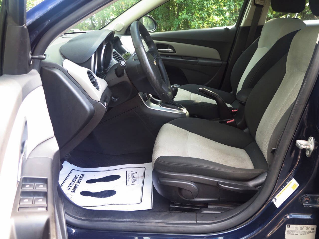 Used 2011 Chevrolet Cruze LS w/ Connectivity Package FWD image 12
