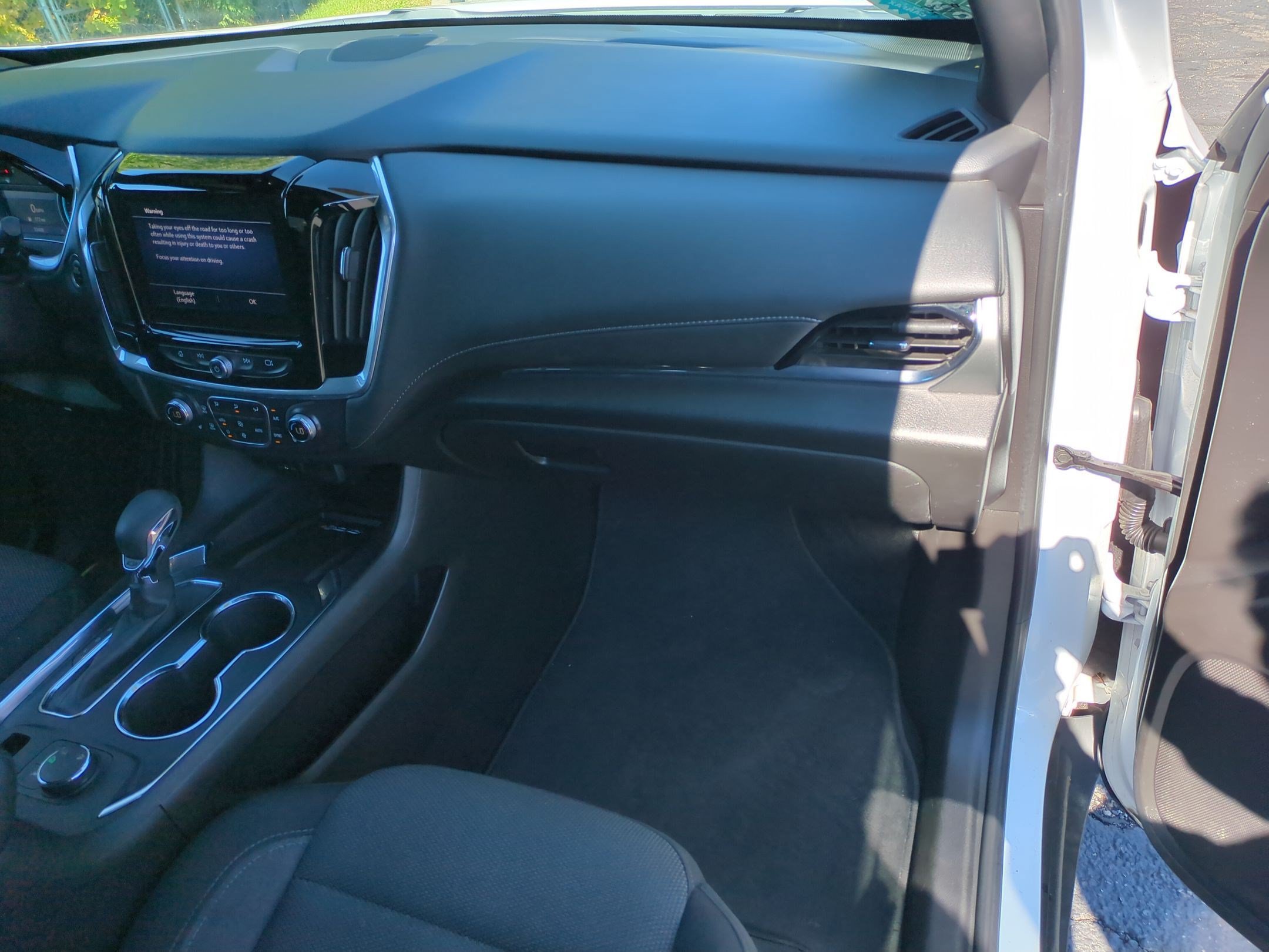 Used 2022 Chevrolet Traverse LT AWD/4WD image 30