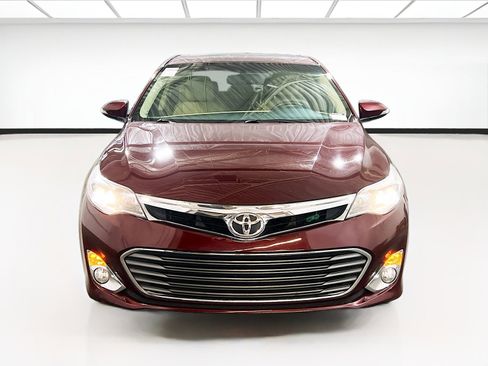 Used 2014 Toyota Avalon XLE Touring image 2