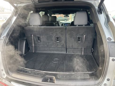 Used 2023 Buick Enclave Essence w/ Sport Touring Edition image 38