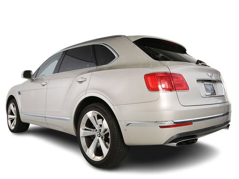 Used 2018 Bentley Bentayga AWD/4WD image 3