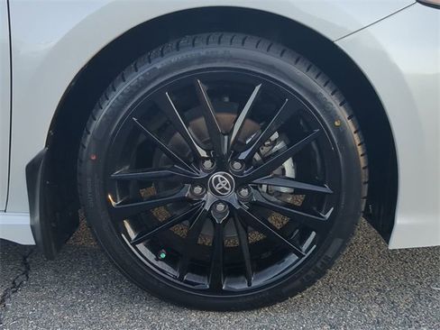 Used 2024 Toyota Camry XSE w/ Navigation Package image 10