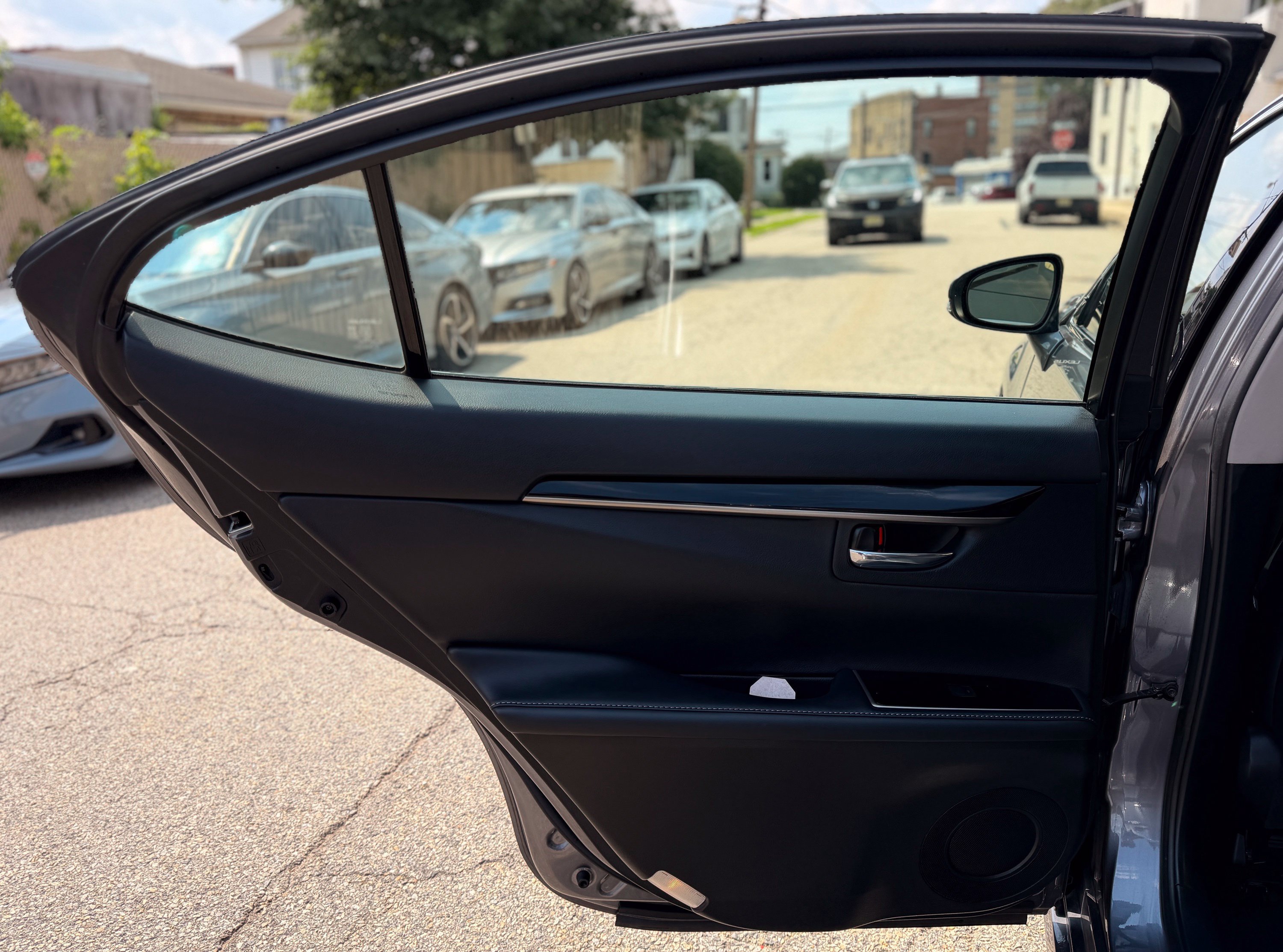 Used 2016 Lexus ES 350 FWD image 16