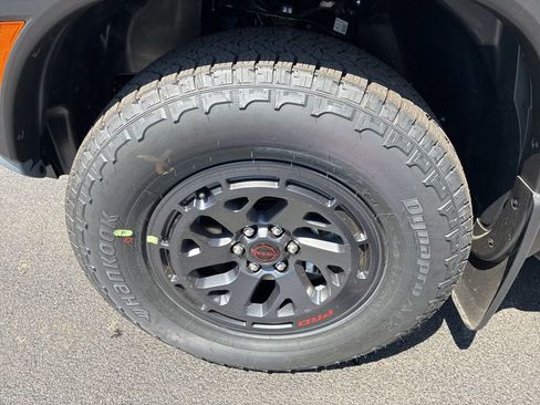 New 2026 Nissan Frontier PRO-4X w/ Pro Premium Package AWD/4WD image 12