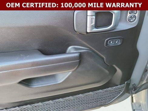 Used 2021 Jeep Wrangler Unlimited Rubicon AWD/4WD image 25