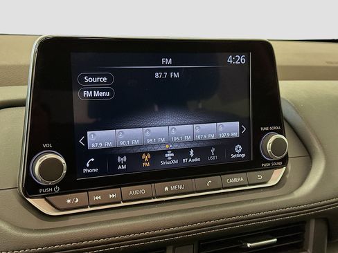 Used 2023 Nissan Rogue SV AWD/4WD image 21