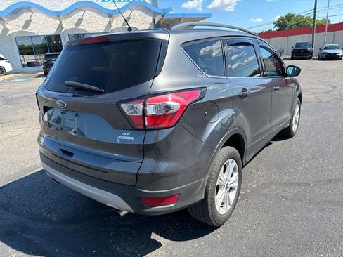 Used 2018 Ford Escape SE FWD image 7