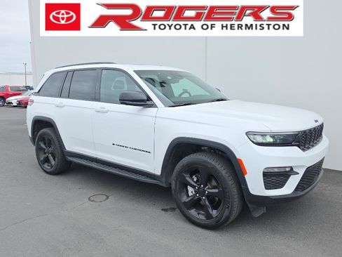 Used 2024 Jeep Grand Cherokee Limited w/ Luxury Tech Group II AWD/4WD image 1