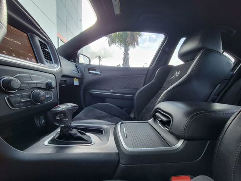 Used 2021 Dodge Charger Scat Pack w/ Dynamics Package RWD image 15
