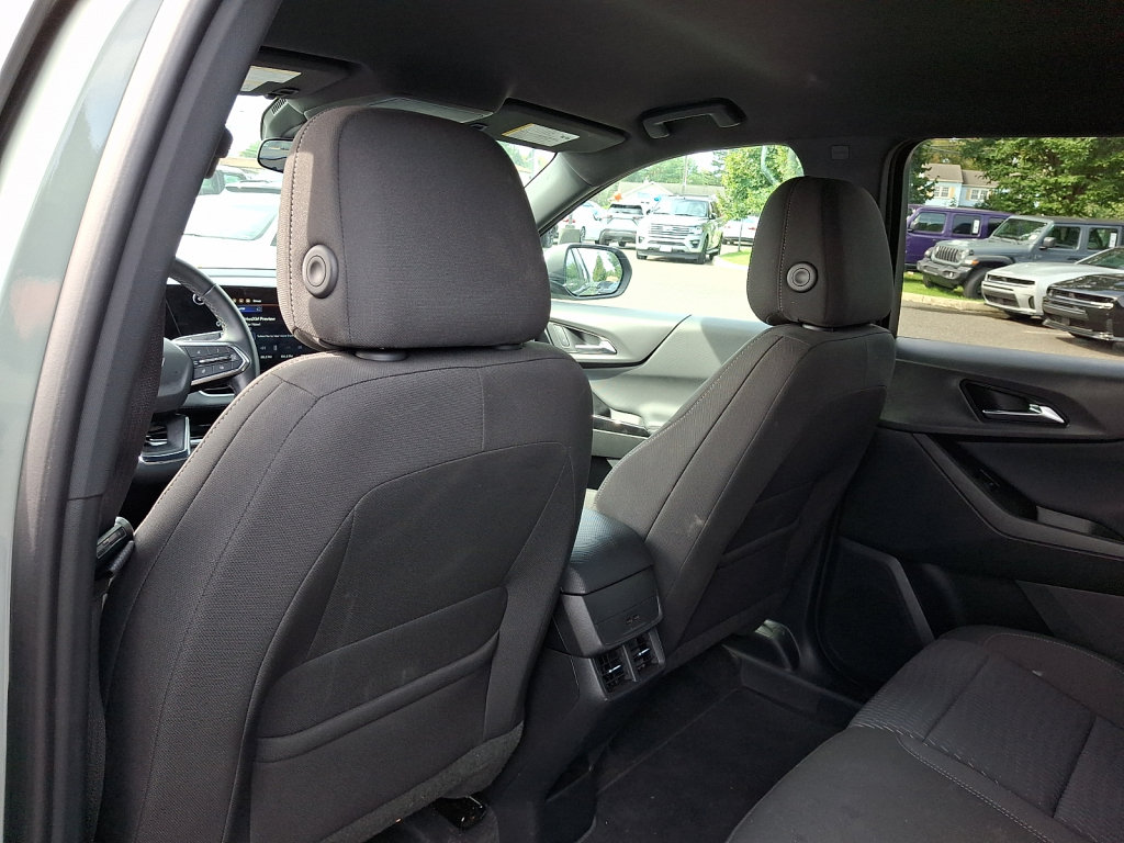 Used 2026 Chevrolet Equinox LT AWD/4WD image 21