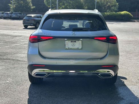 New 2027 Mercedes-Benz GLC 300 image 7