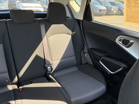 Used 2025 Kia Soul LX w/ LX Technology Package image 35