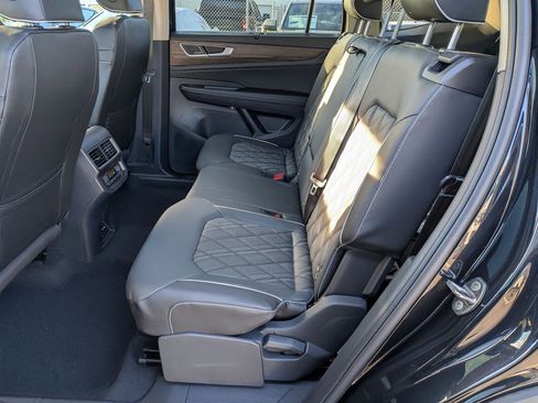 New 2026 Volkswagen Atlas SEL Premium R-Line image 30