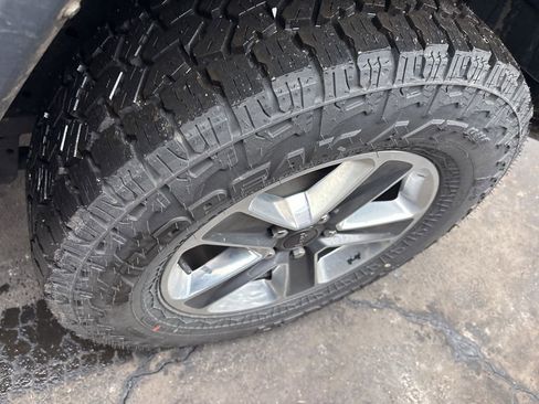 Used 2023 Jeep Wrangler Sahara w/ Cold Weather Group image 15