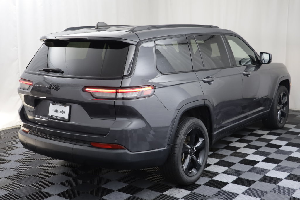 Used 2023 Jeep Grand Cherokee L Altitude AWD/4WD image 19