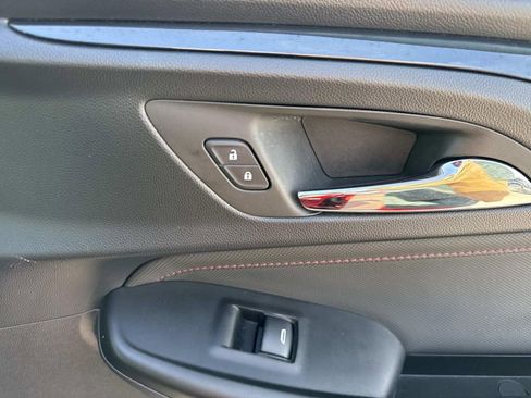 Used 2023 Chevrolet TrailBlazer RS w/ Convenience Package image 15