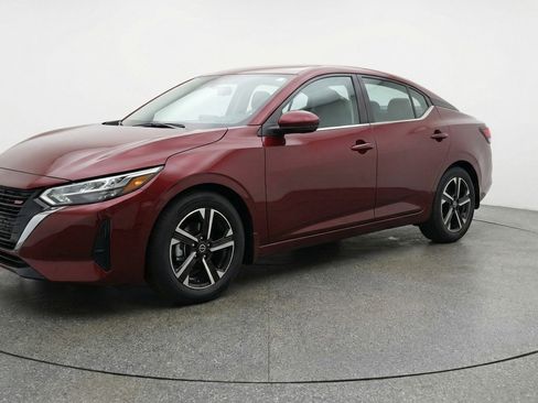 Used 2025 Nissan Sentra SV FWD image 3