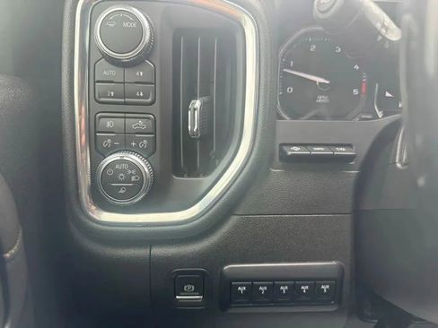 Used 2023 GMC Sierra 2500 AT4 w/ AT4 Premium Plus Package AWD/4WD image 23