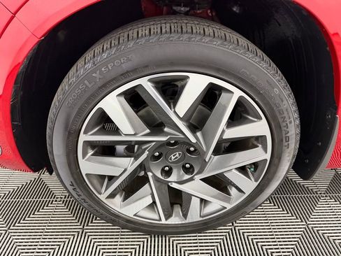 Used 2023 Hyundai Santa Fe Calligraphy image 11