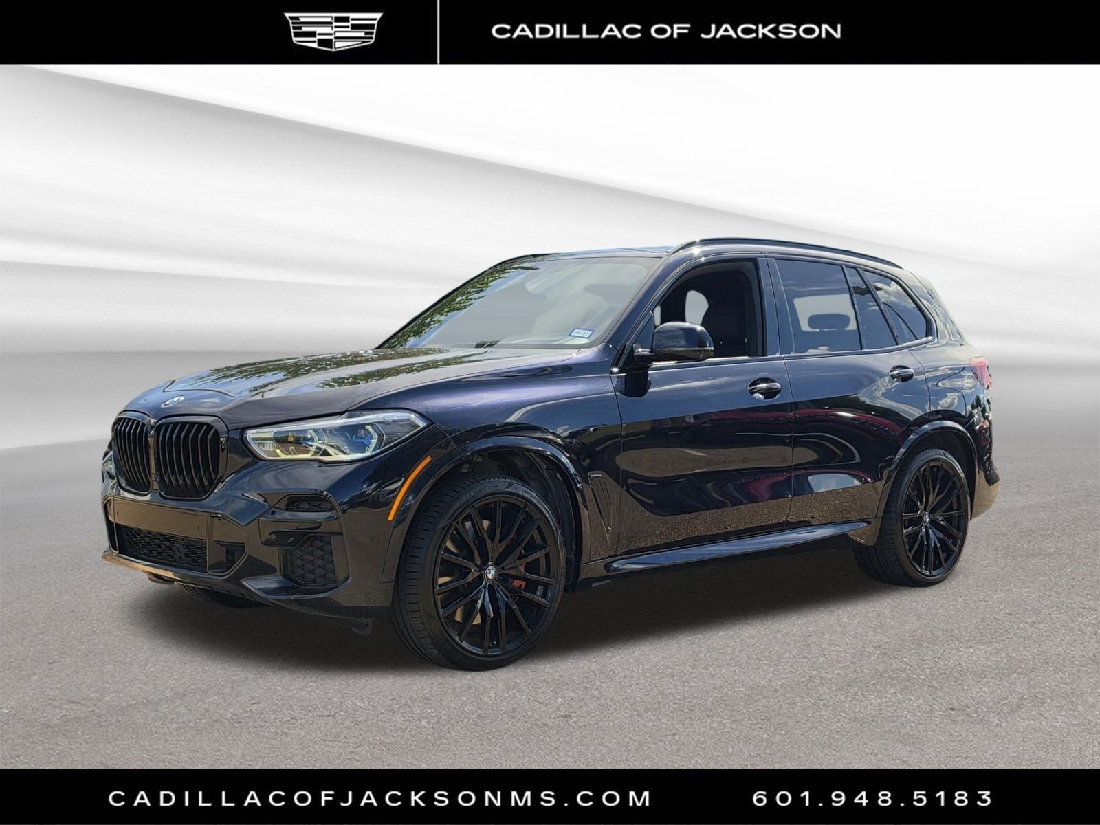 Used 2022 BMW X5 M50i w/ Executive Package AWD/4WD image 1