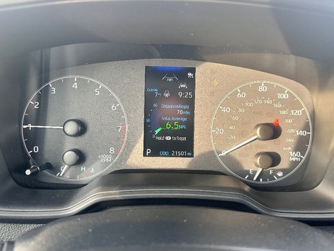 Used 2024 Toyota Corolla LE image 16