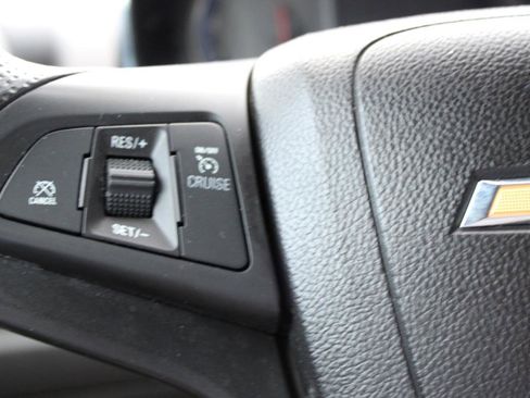 Used 2015 Chevrolet Trax LT w/ LT Sun and Sound Package image 18