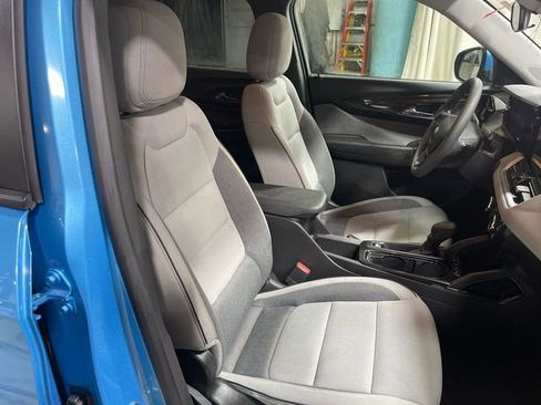 Used 2025 Chevrolet TrailBlazer LT AWD/4WD image 23